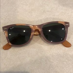 New Women’s Ray-Bans